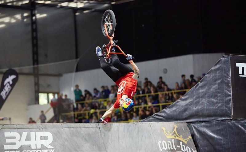 10257087_686886651373992_4072057632510869678_n